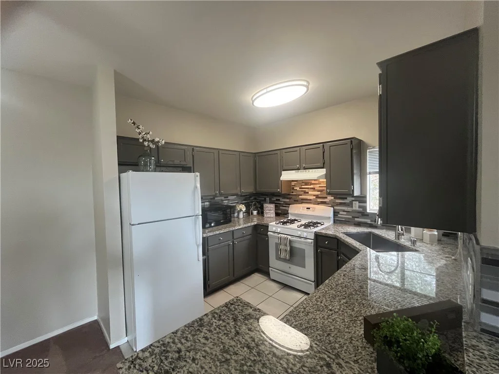 1830 Buffalo, Las Vegas, NV 89128