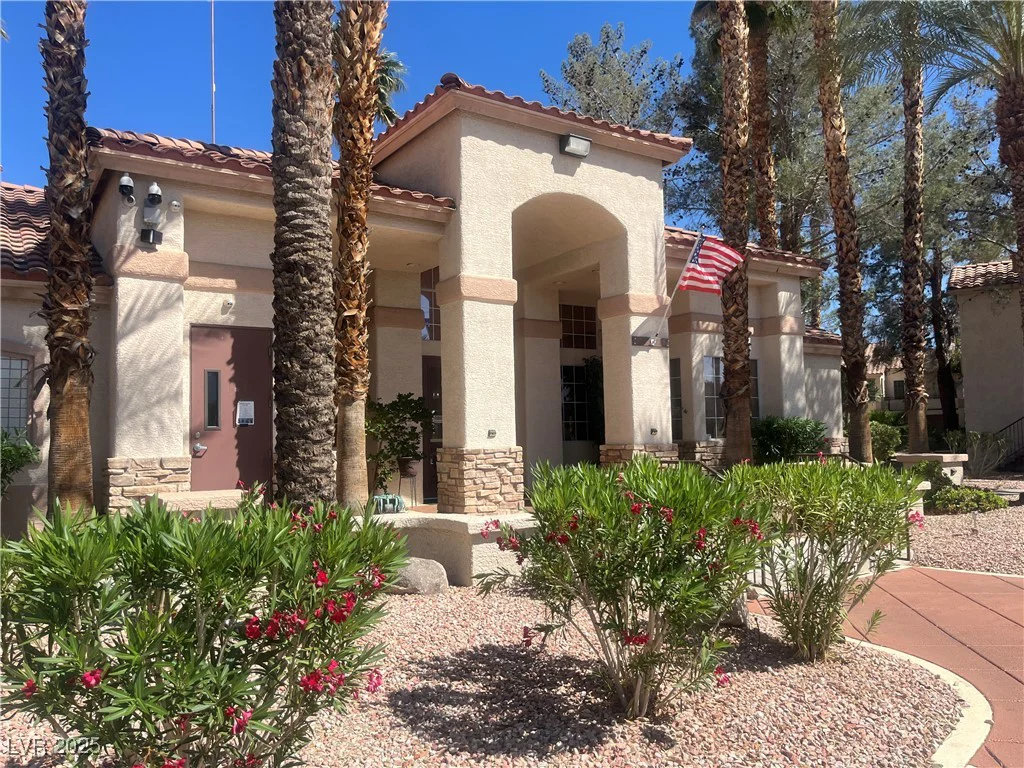 1830 Buffalo, Las Vegas, NV 89128