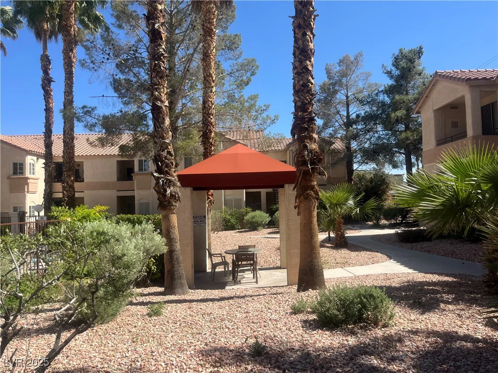 1830 Buffalo, Las Vegas, NV 89128