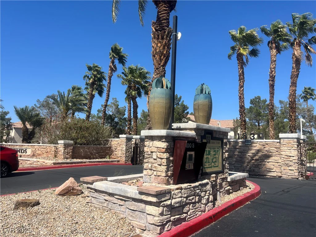 1830 Buffalo, Las Vegas, NV 89128