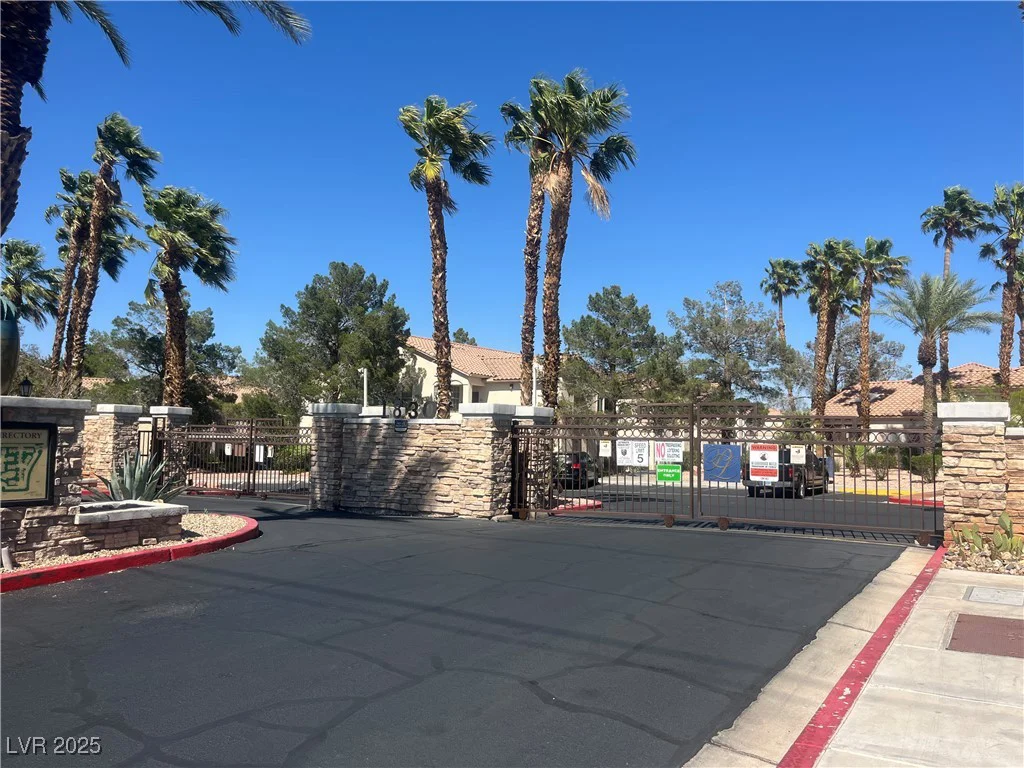 1830 Buffalo, Las Vegas, NV 89128