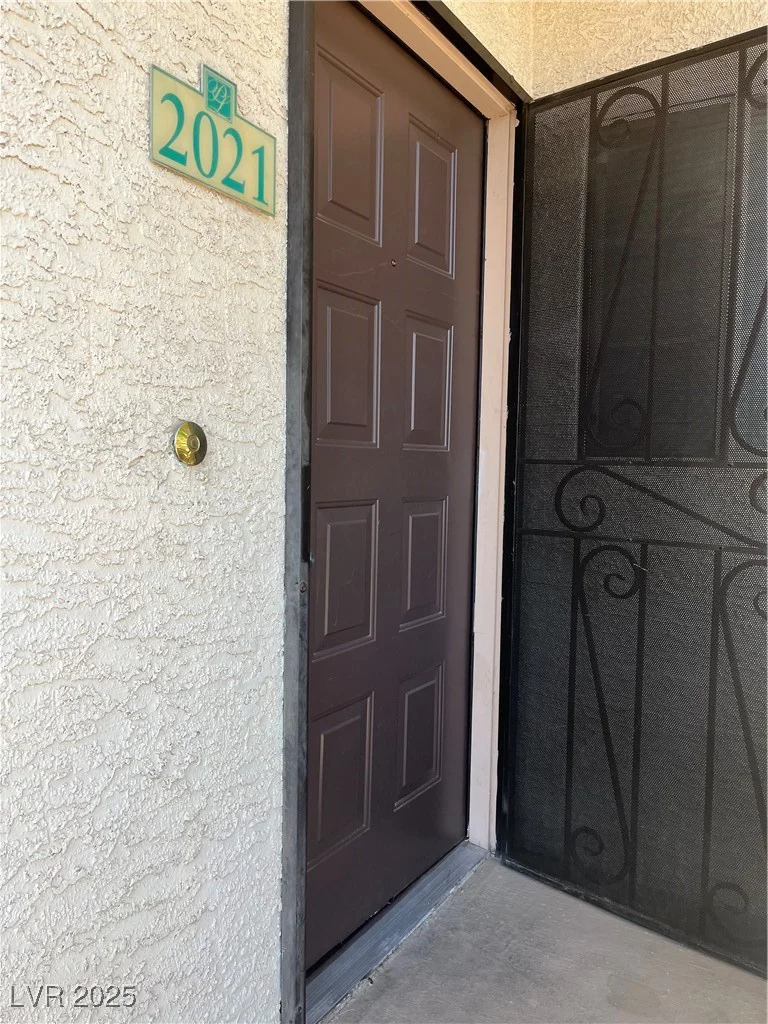 1830 Buffalo, Las Vegas, NV 89128