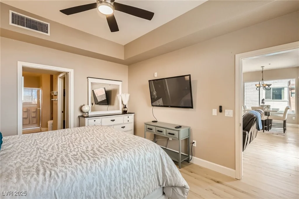 63 Agate, Las Vegas, NV 89123