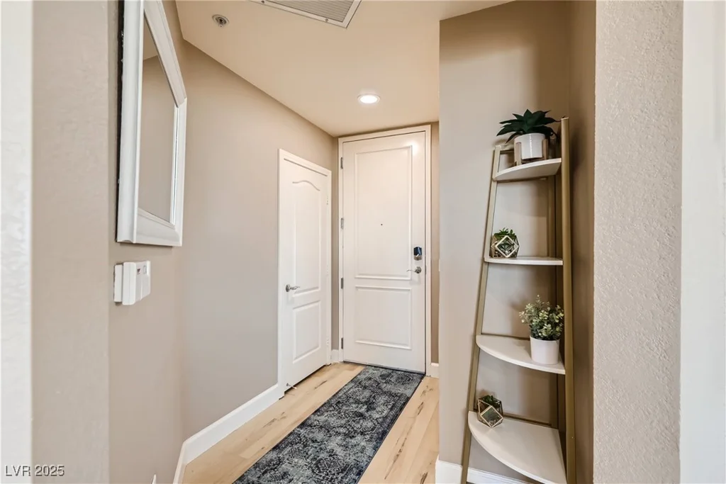 63 Agate, Las Vegas, NV 89123