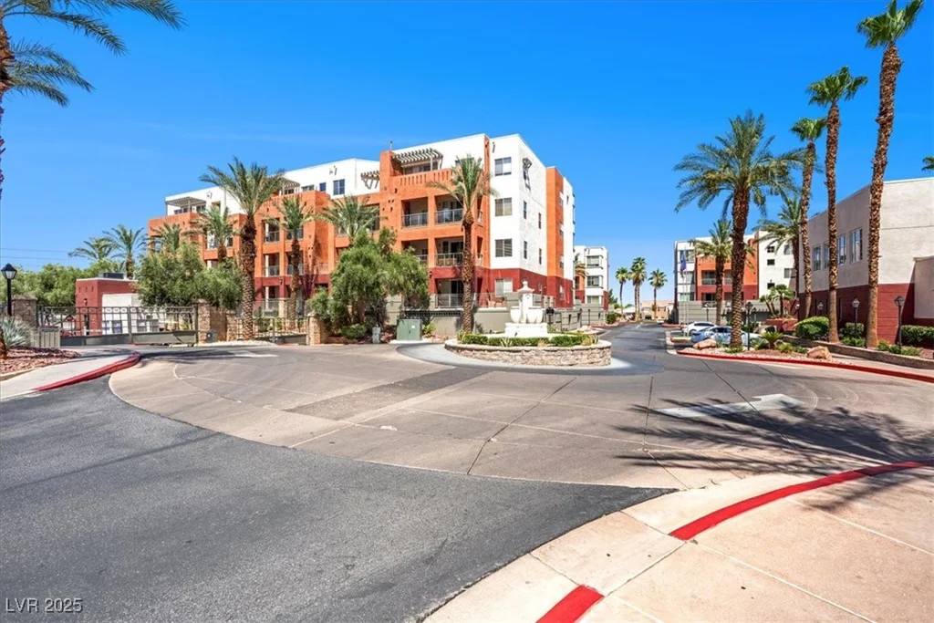 63 Agate, Las Vegas, NV 89123