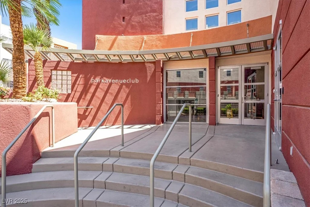 63 Agate, Las Vegas, NV 89123