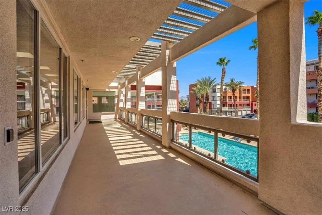 63 Agate, Las Vegas, NV 89123