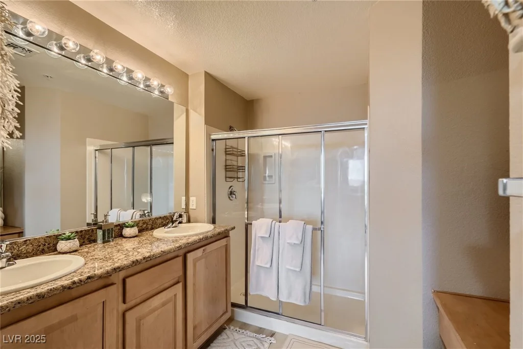 63 Agate, Las Vegas, NV 89123