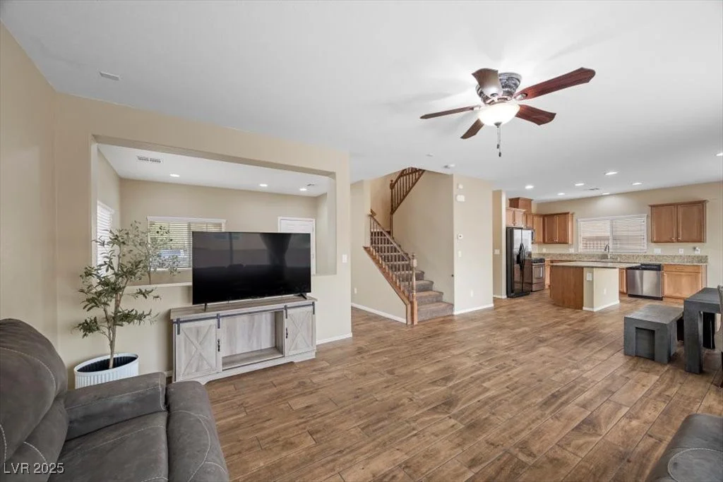7028 Weavers, North Las Vegas, NV 89084