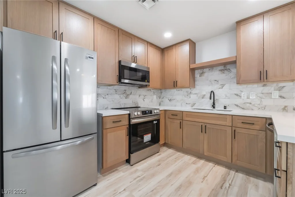 3463 Haverford, Las Vegas, NV 89121