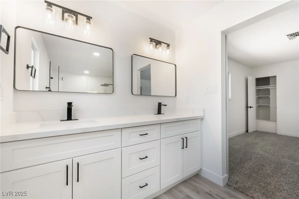 3463 Haverford, Las Vegas, NV 89121