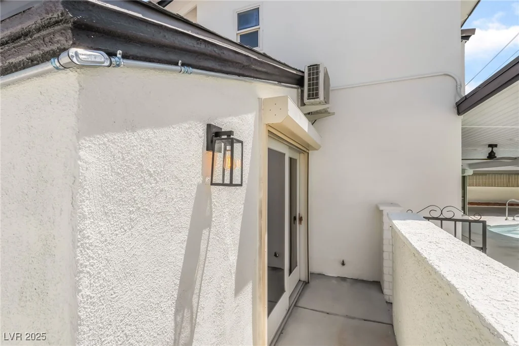 3463 Haverford, Las Vegas, NV 89121