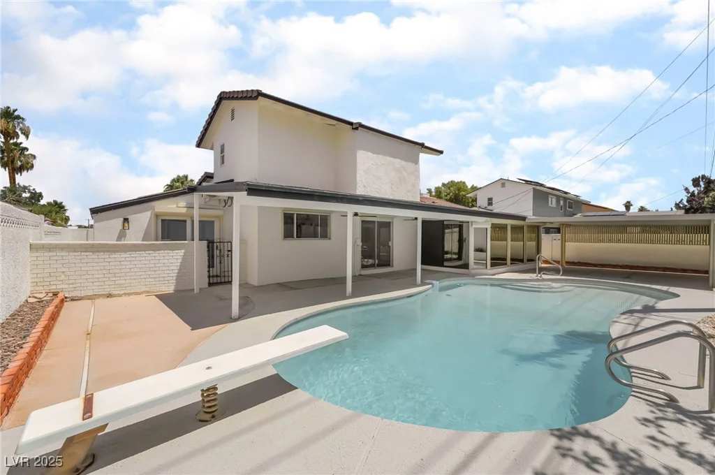 3463 Haverford, Las Vegas, NV 89121