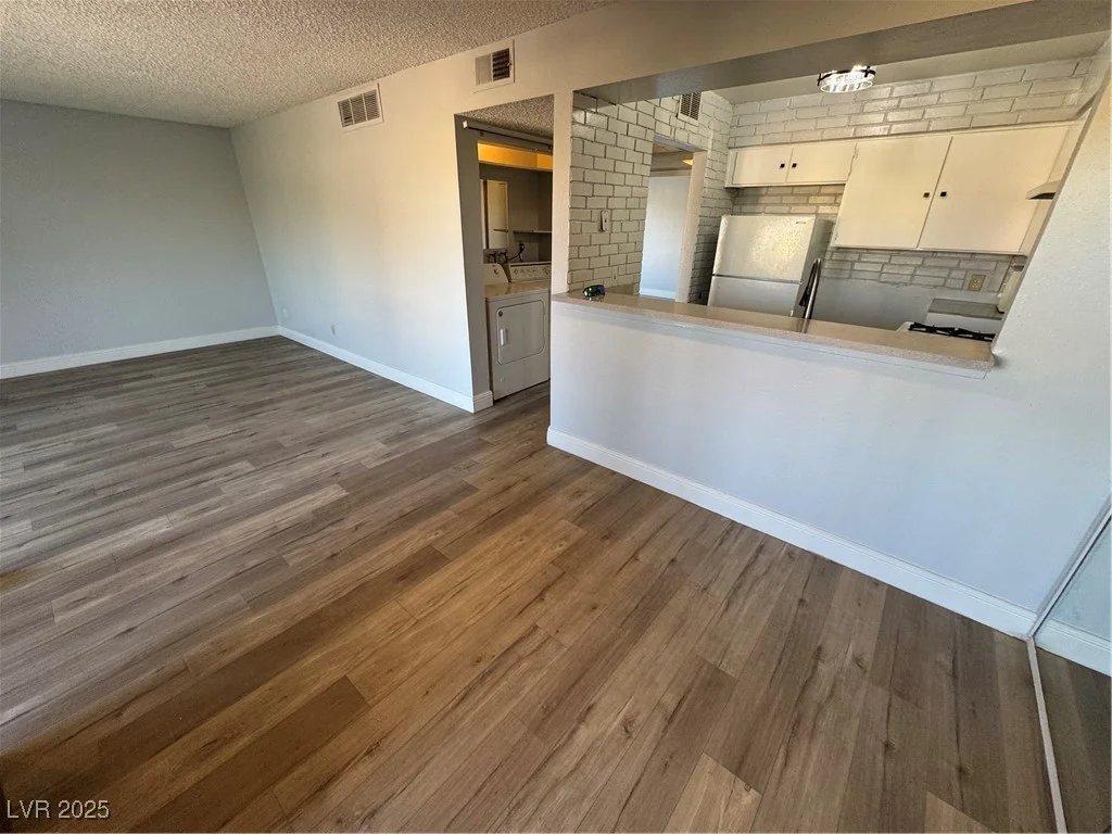 1460 Hialeah, Las Vegas, NV 89119