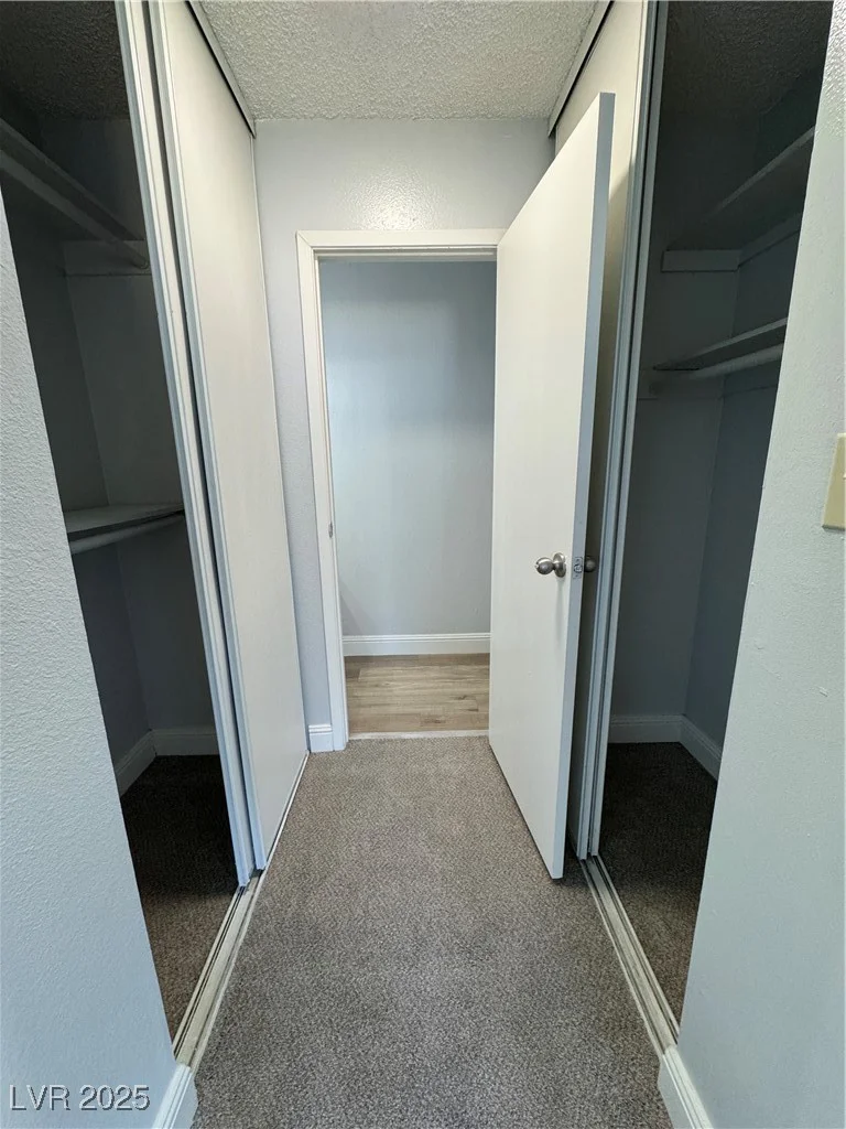 1460 Hialeah, Las Vegas, NV 89119