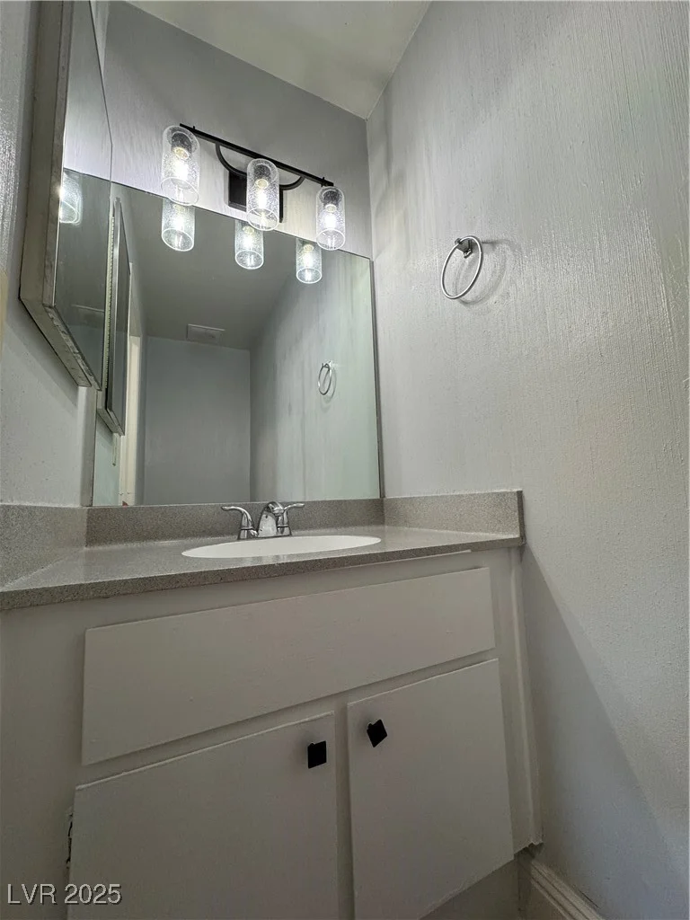 1460 Hialeah, Las Vegas, NV 89119