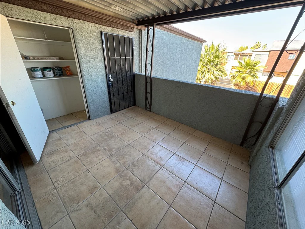 1460 Hialeah, Las Vegas, NV 89119