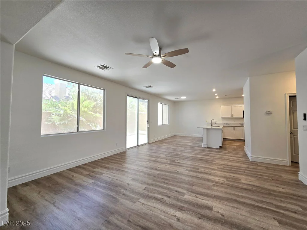 6638 Babys Tear, Las Vegas, NV 89148