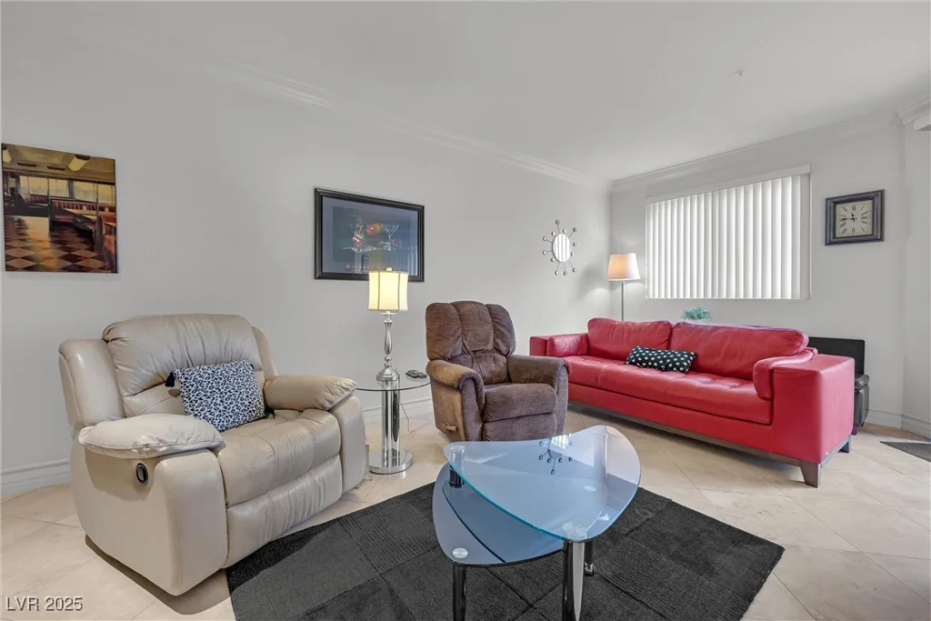 270 Flamingo, Las Vegas, NV 89169