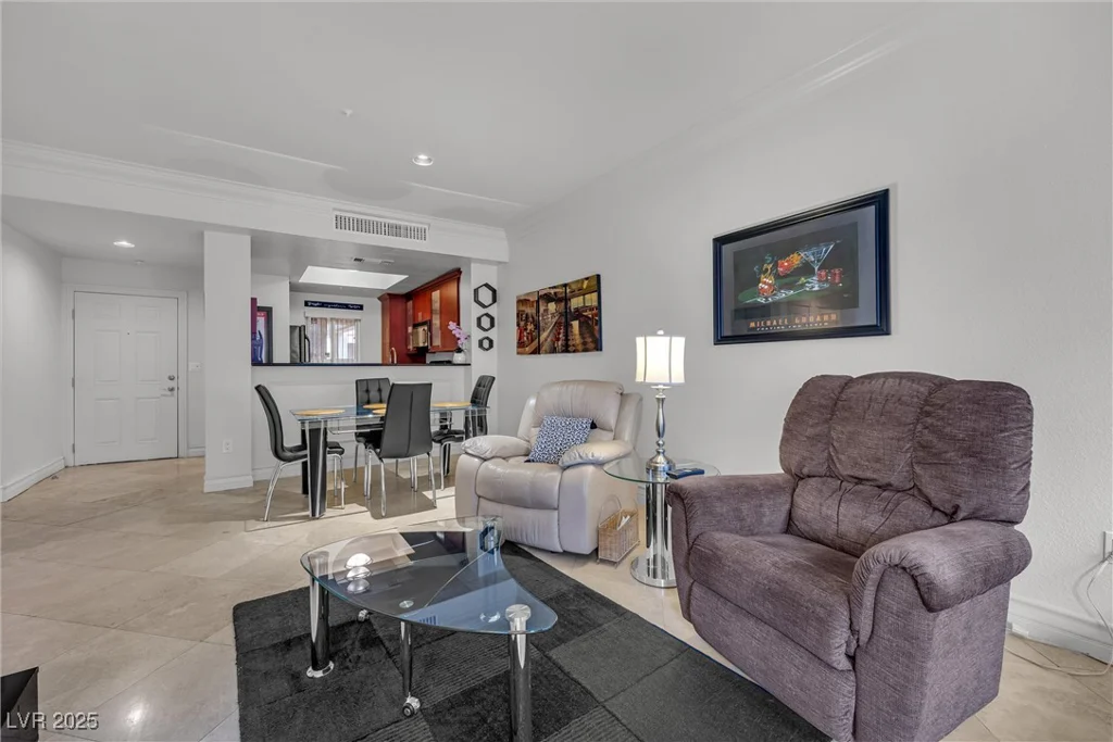 270 Flamingo, Las Vegas, NV 89169