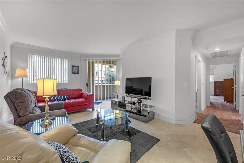 270 Flamingo, Las Vegas, NV 89169
