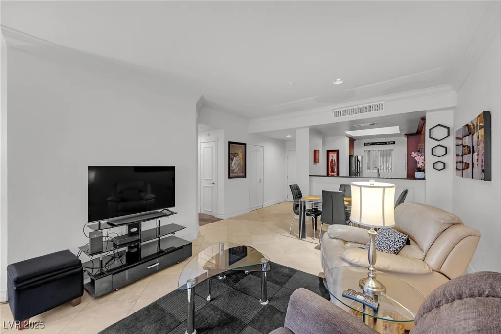 270 Flamingo, Las Vegas, NV 89169