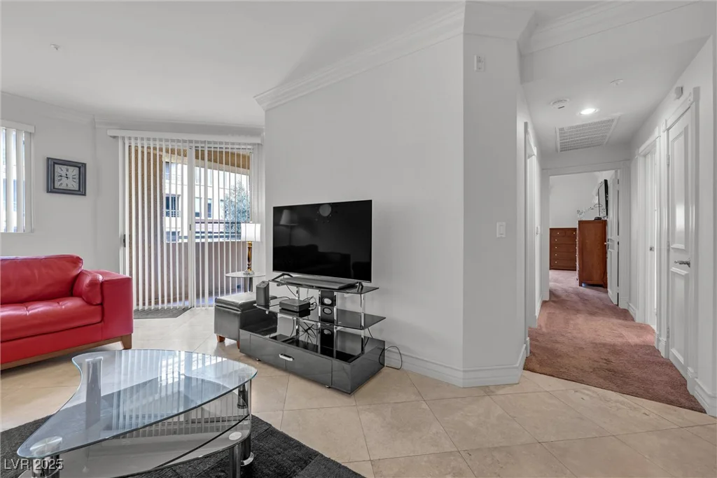 270 Flamingo, Las Vegas, NV 89169