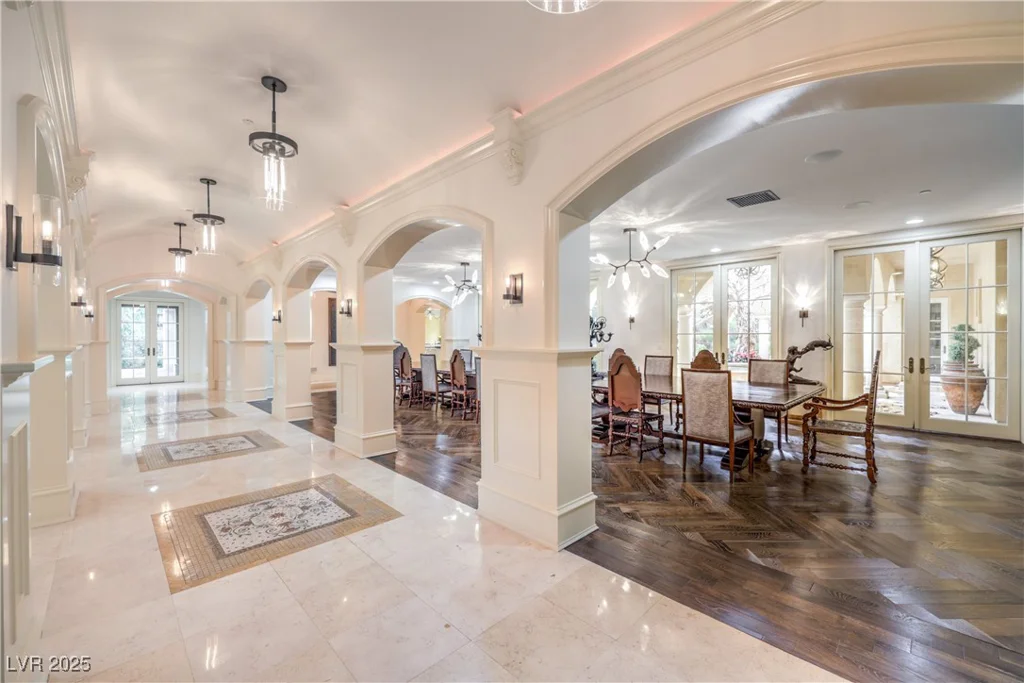 30 Augusta Canyon, Las Vegas, NV 89141