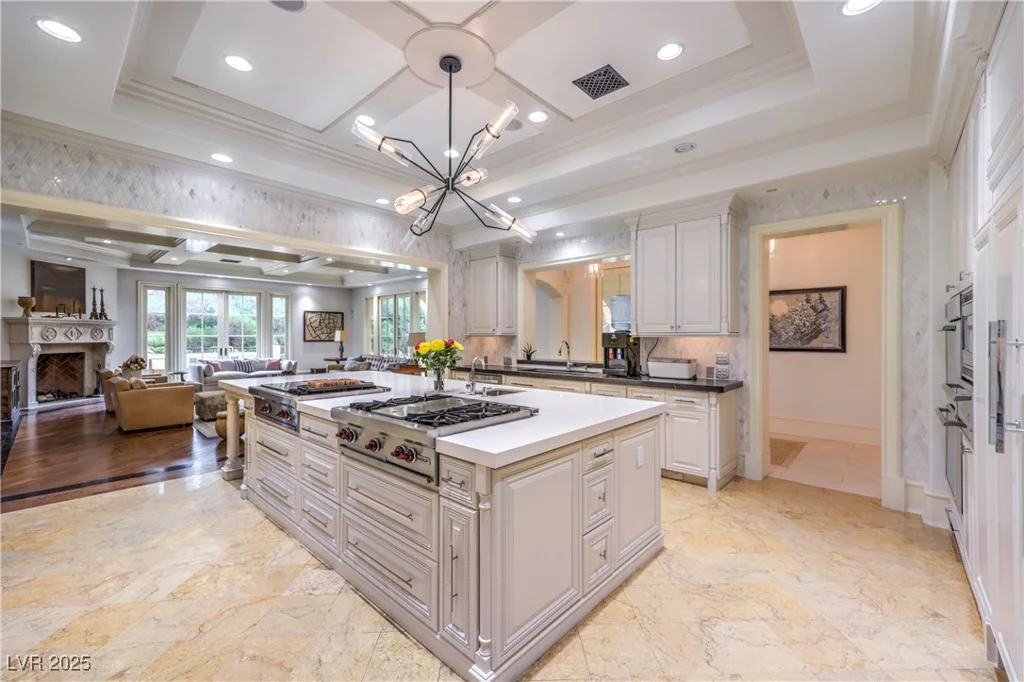 30 Augusta Canyon, Las Vegas, NV 89141