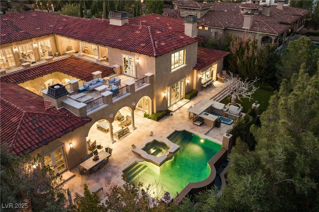 30 Augusta Canyon, Las Vegas, NV 89141