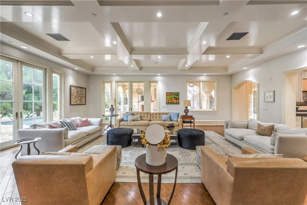 30 Augusta Canyon, Las Vegas, NV 89141