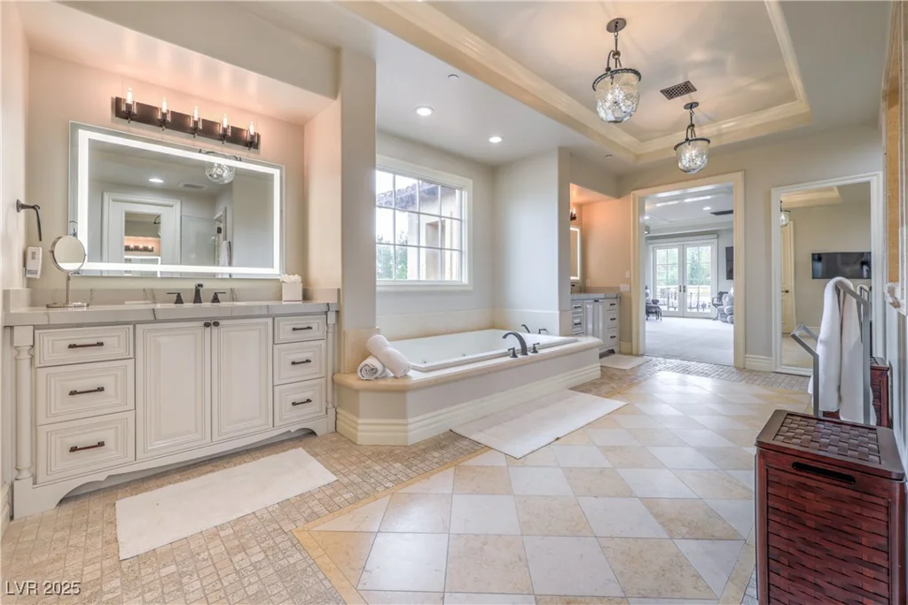 30 Augusta Canyon, Las Vegas, NV 89141