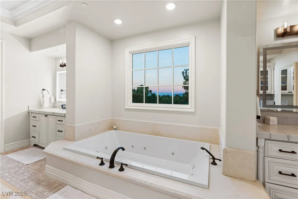 30 Augusta Canyon, Las Vegas, NV 89141