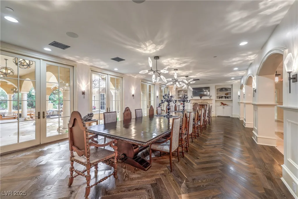 30 Augusta Canyon, Las Vegas, NV 89141