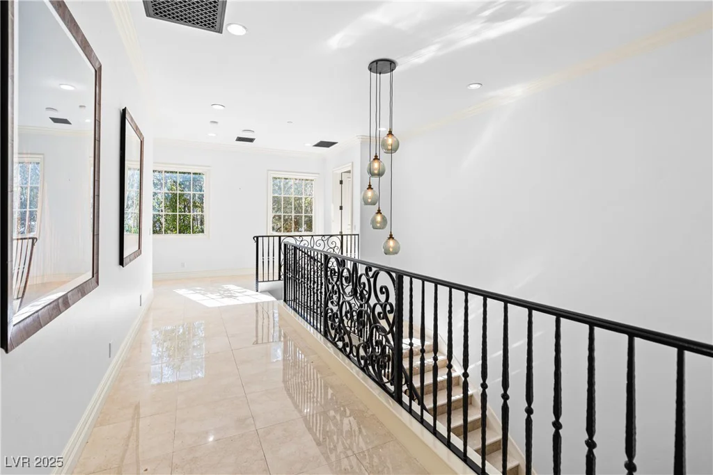 30 Augusta Canyon, Las Vegas, NV 89141