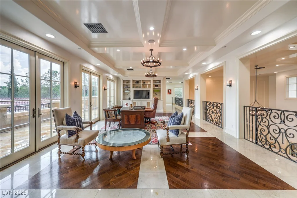 30 Augusta Canyon, Las Vegas, NV 89141