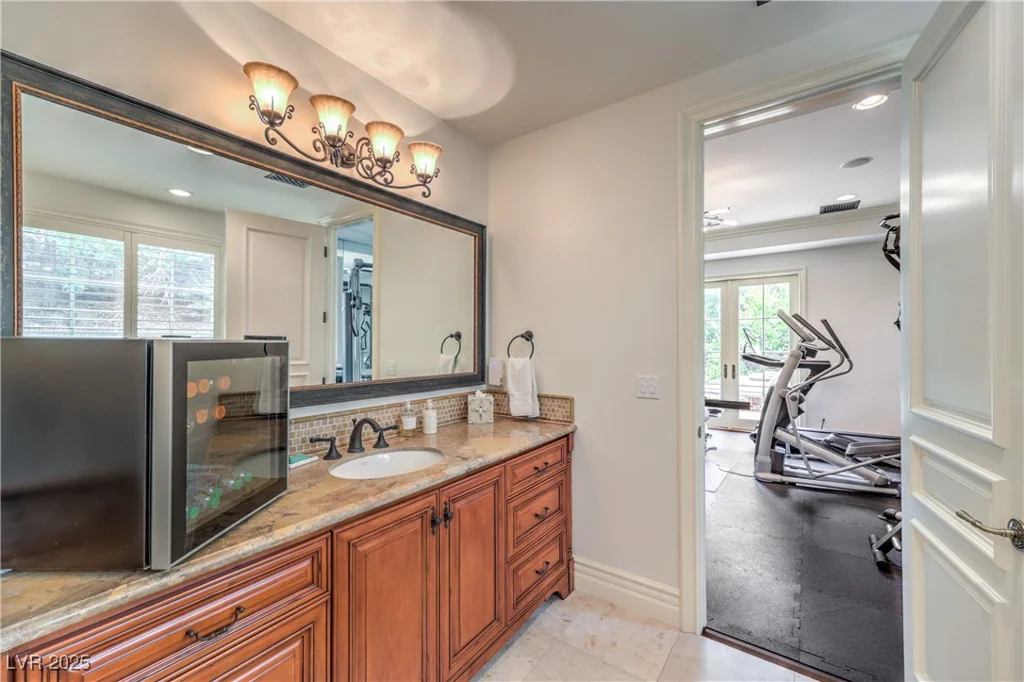 30 Augusta Canyon, Las Vegas, NV 89141