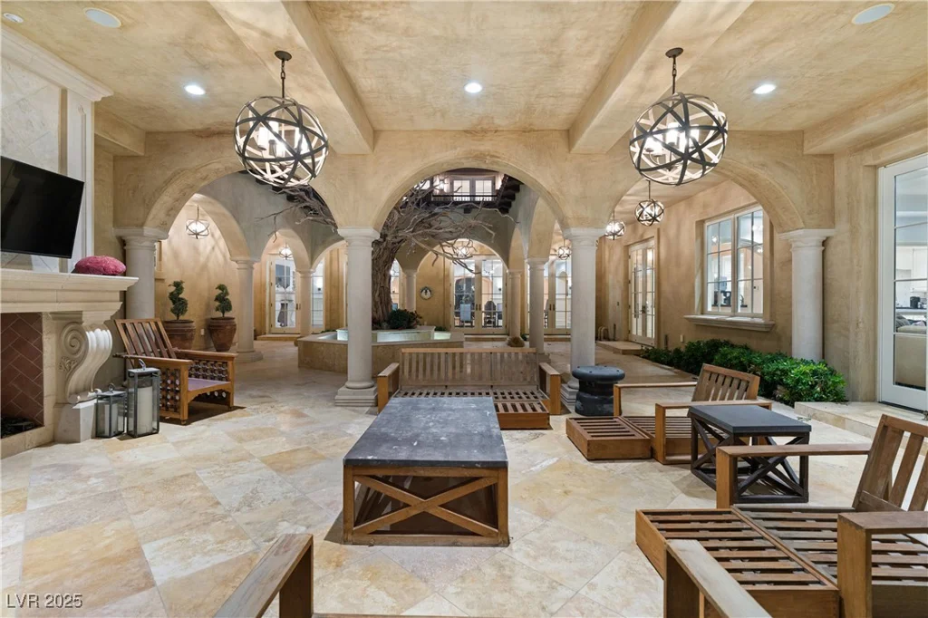 30 Augusta Canyon, Las Vegas, NV 89141