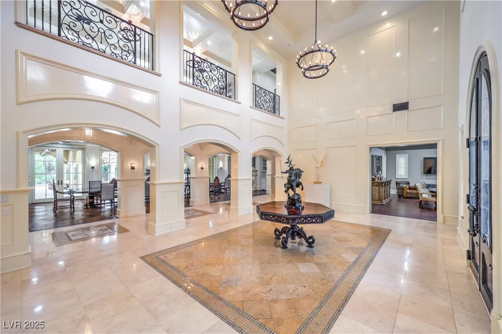 30 Augusta Canyon, Las Vegas, NV 89141