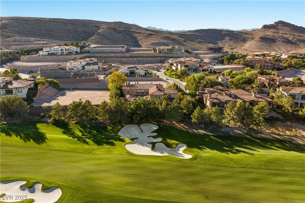 30 Augusta Canyon, Las Vegas, NV 89141