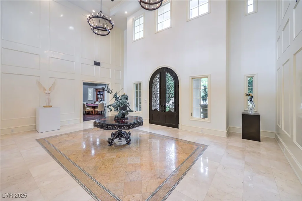 30 Augusta Canyon, Las Vegas, NV 89141