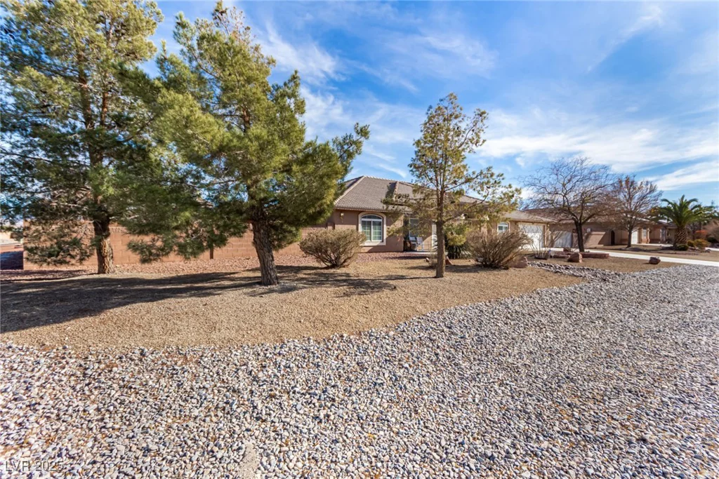 6781 Southgate, Pahrump, NV 89061