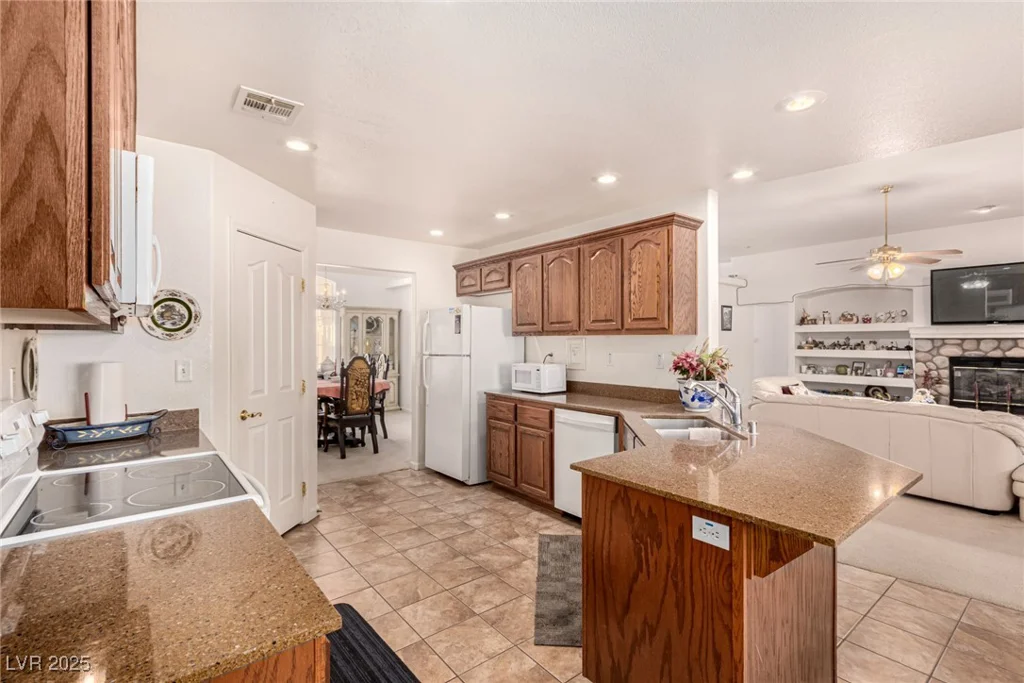 6781 Southgate, Pahrump, NV 89061