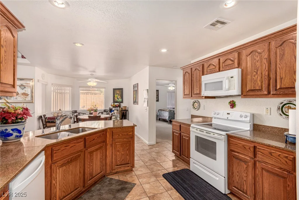 6781 Southgate, Pahrump, NV 89061