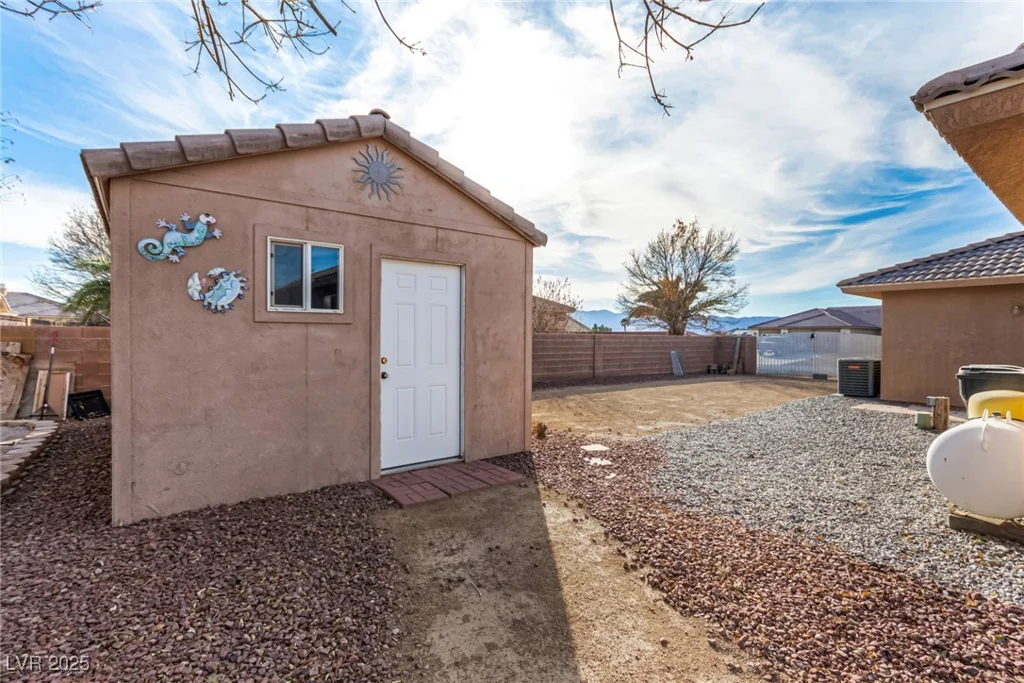 6781 Southgate, Pahrump, NV 89061