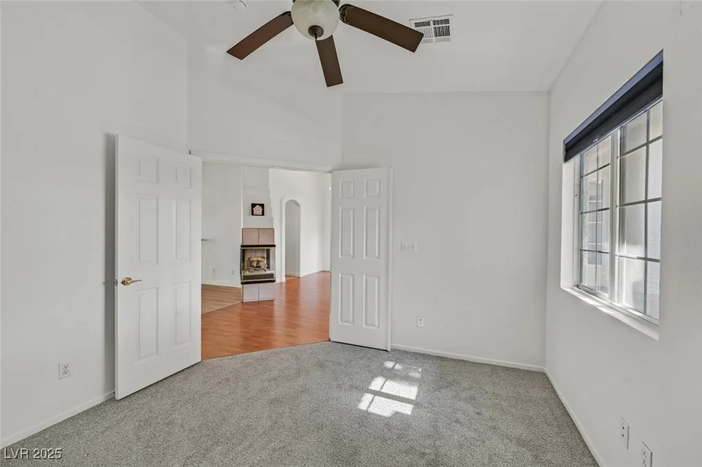 4624 Windy Hollow, Las Vegas, NV 89130