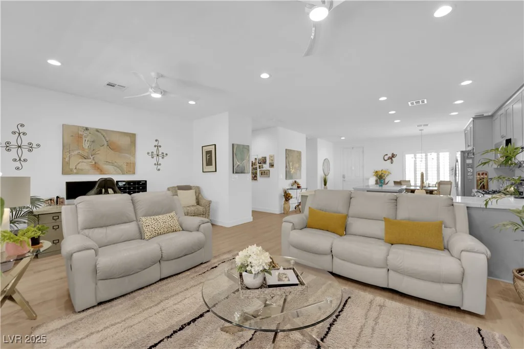 2279 Keego Harbor, Henderson, NV 89052