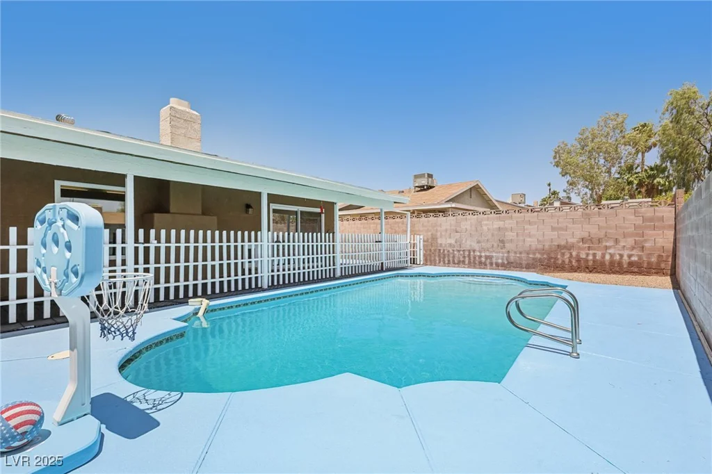 667 Del Prado, Boulder City, NV 89005