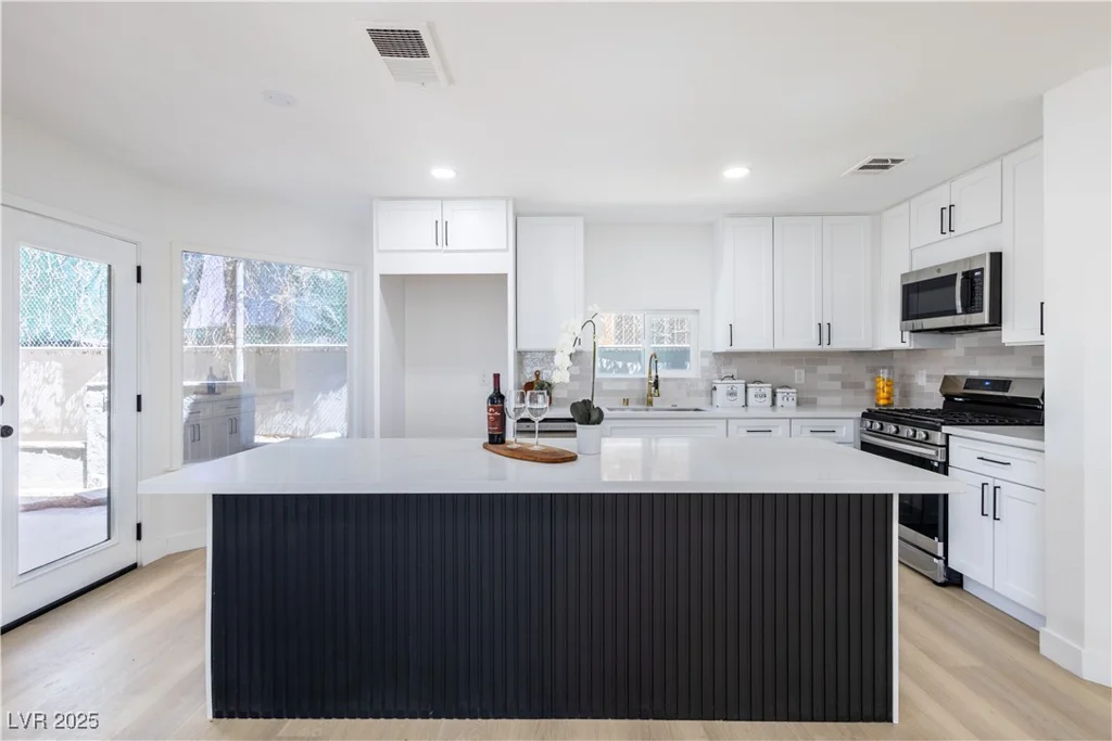 5264 Silverheart, Las Vegas, NV 89142