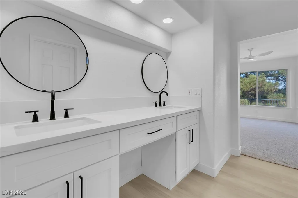 5264 Silverheart, Las Vegas, NV 89142